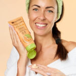 La Saponaria - Exfoliante corporal tonificante con ginkgo ecológico y vitamina C - 200 ml - Imagen 2