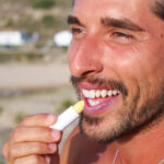 Suntribe - Bálsamo Labial Mineral Bio Zinc FPS 50 - 5g - Imagen 3